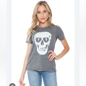 Chaser lightening skull graphic tee. XS. Never worn